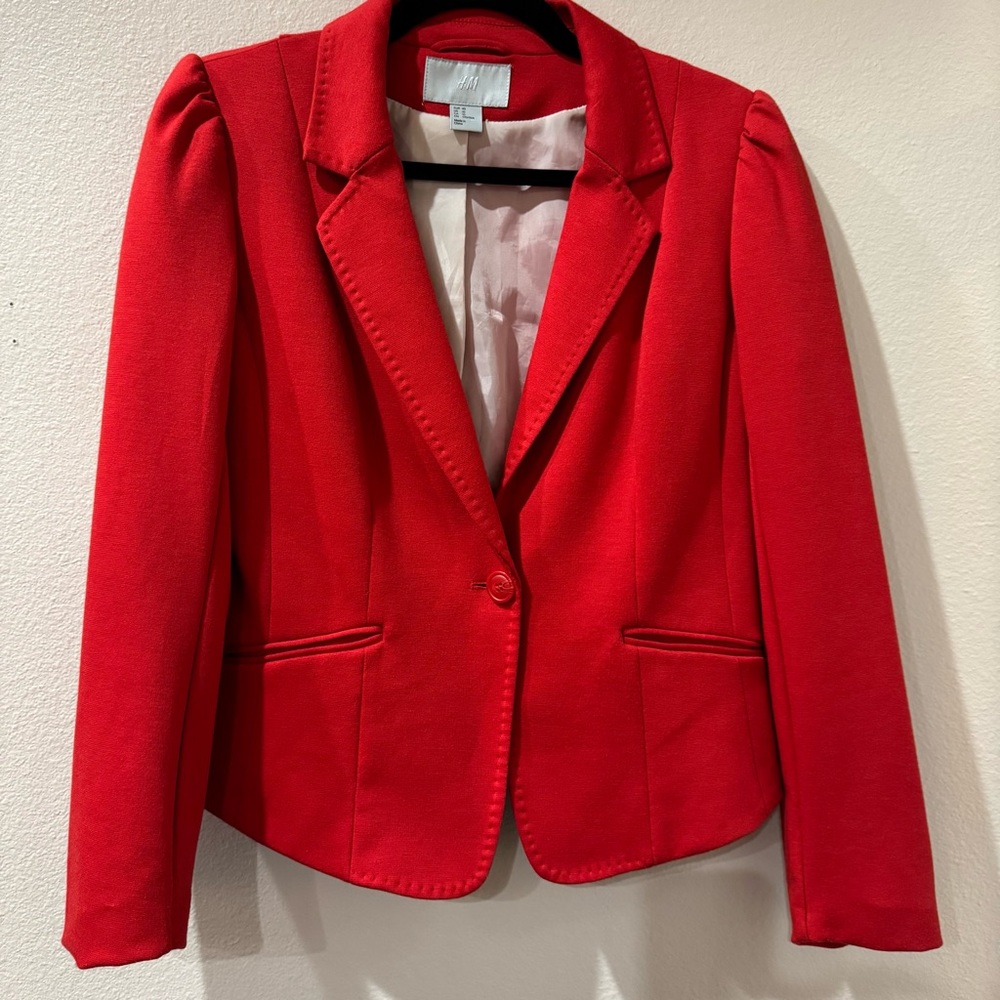 2 Piece H&M Red Skater Skirt & Matching Blazer Suit with Ribbed Pleats Size L/10 - Picture 10 of 16